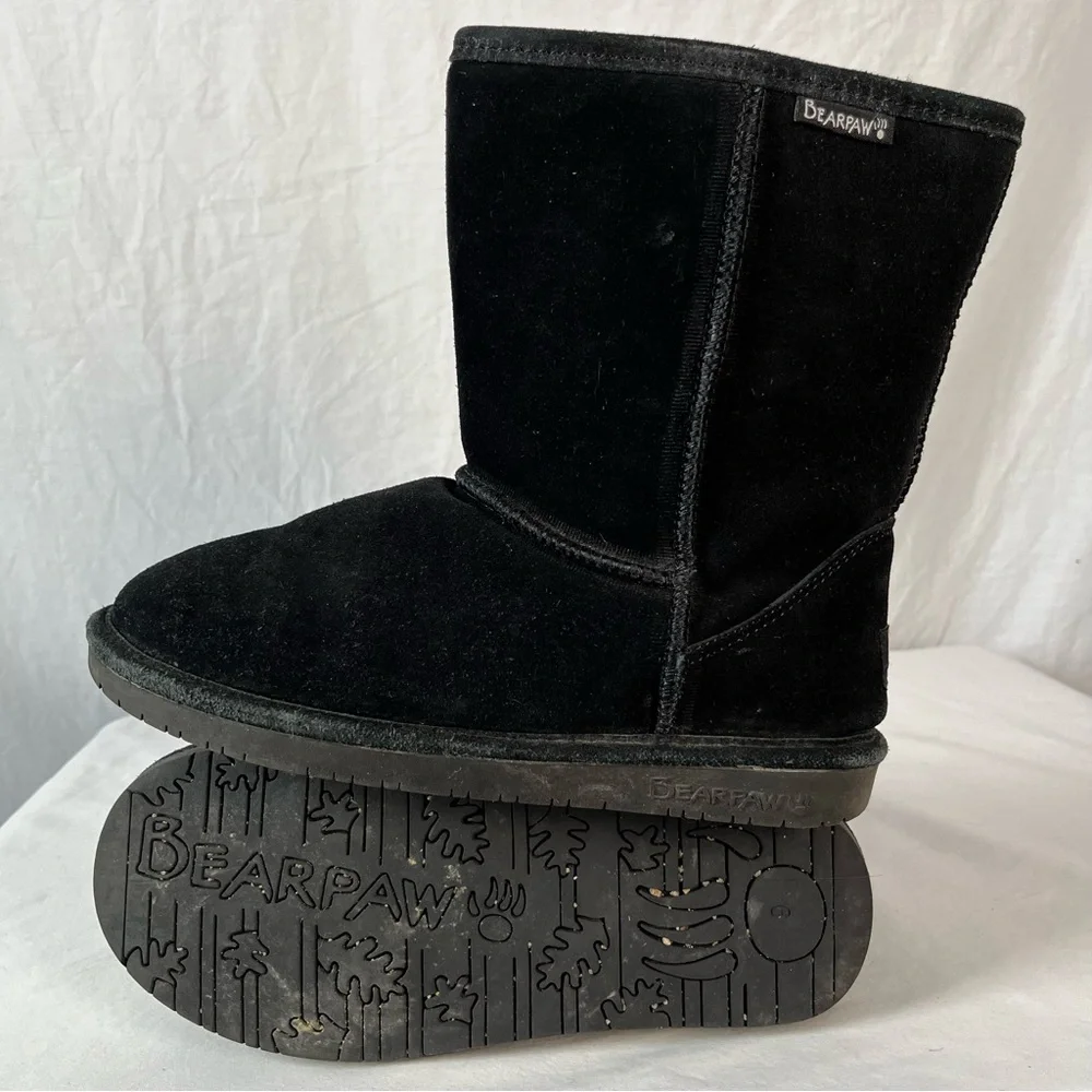Bearpaw Emma Short Suede Upper Sheepskin Wool Lining Winter Boots Sz 9 Black